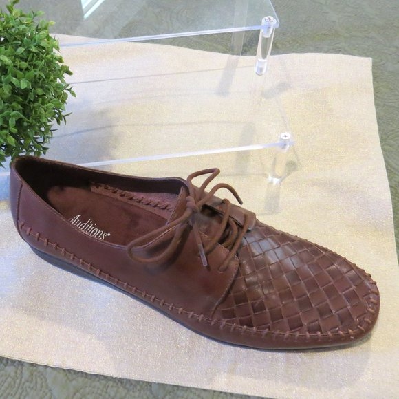 NWOT Brown Leather Lace-up Shoe  Size 9 1/2 - Picture 6 of 7